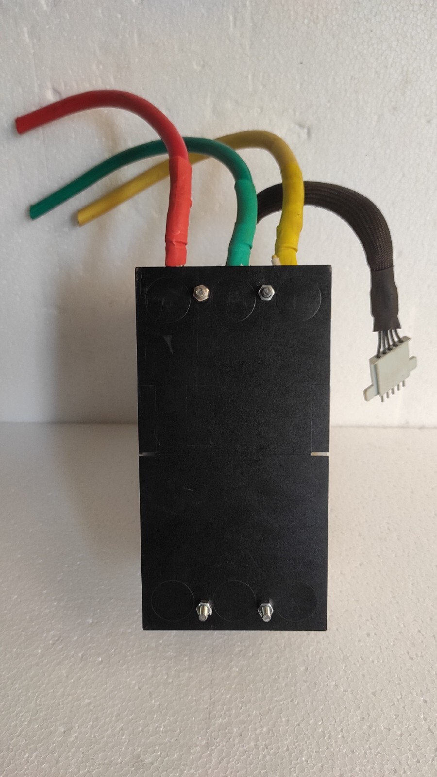 admin/uploads/uploads/ABB Sace Tmax 1sda054974r1 - 1SDA054974R1 1600 AMP Max MCCB_9.webp